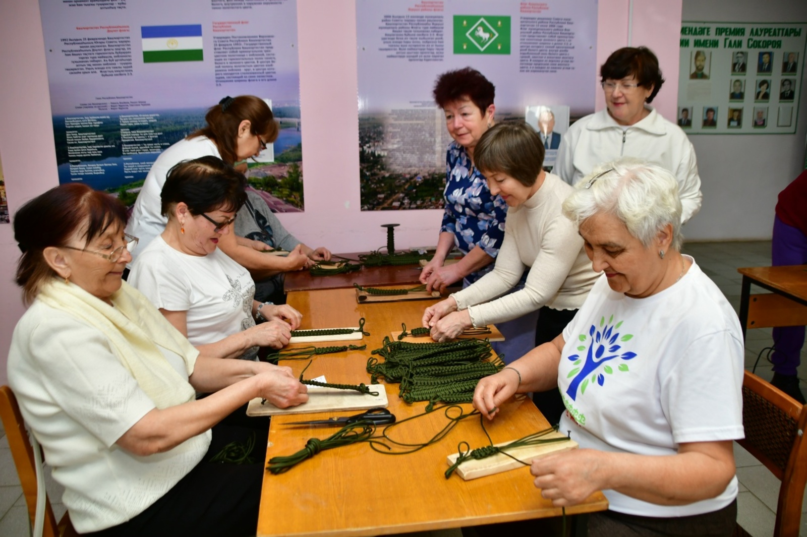 «Йәшәргә ваҡыт» проектында ҡатнашыусылар фронтҡа ярҙам итә