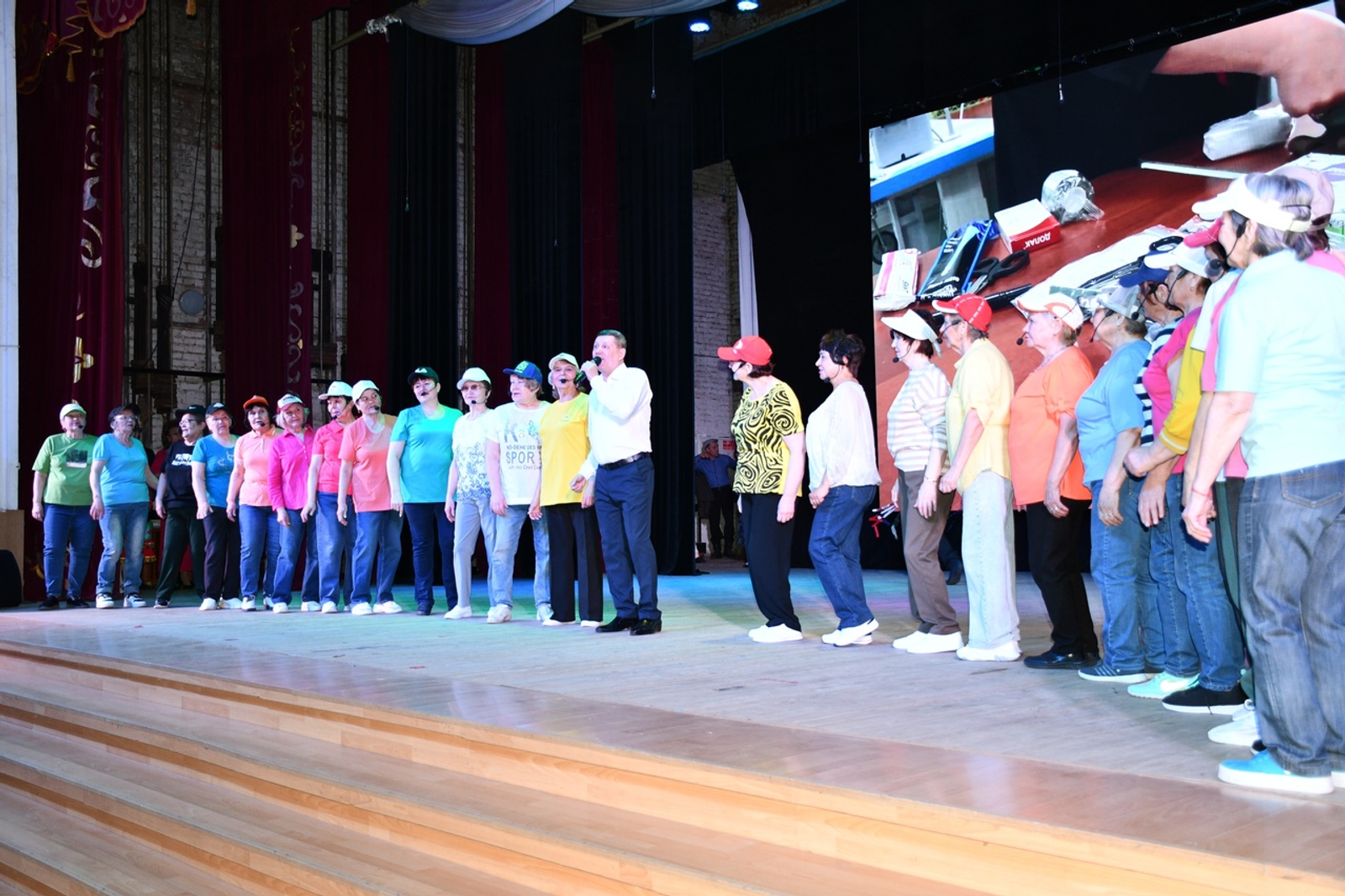 Яңауылда күршеләр йыйылды