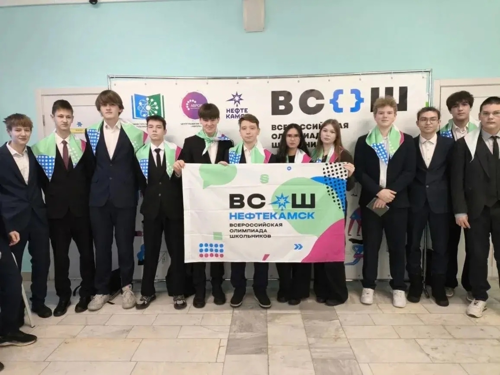 Нефтекама уҡыусылары иҡтисад буйынса бик яҡшы һөҙөмтә күрһәтте